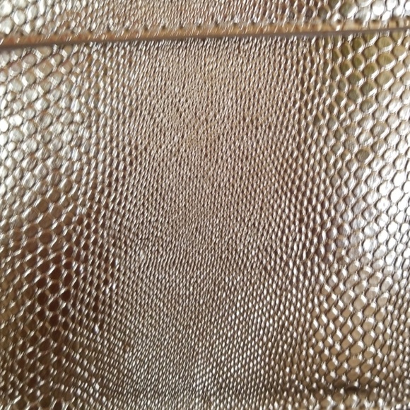 Gold Embossed Crossbody/Clutch NWT - Picture 3 of 6